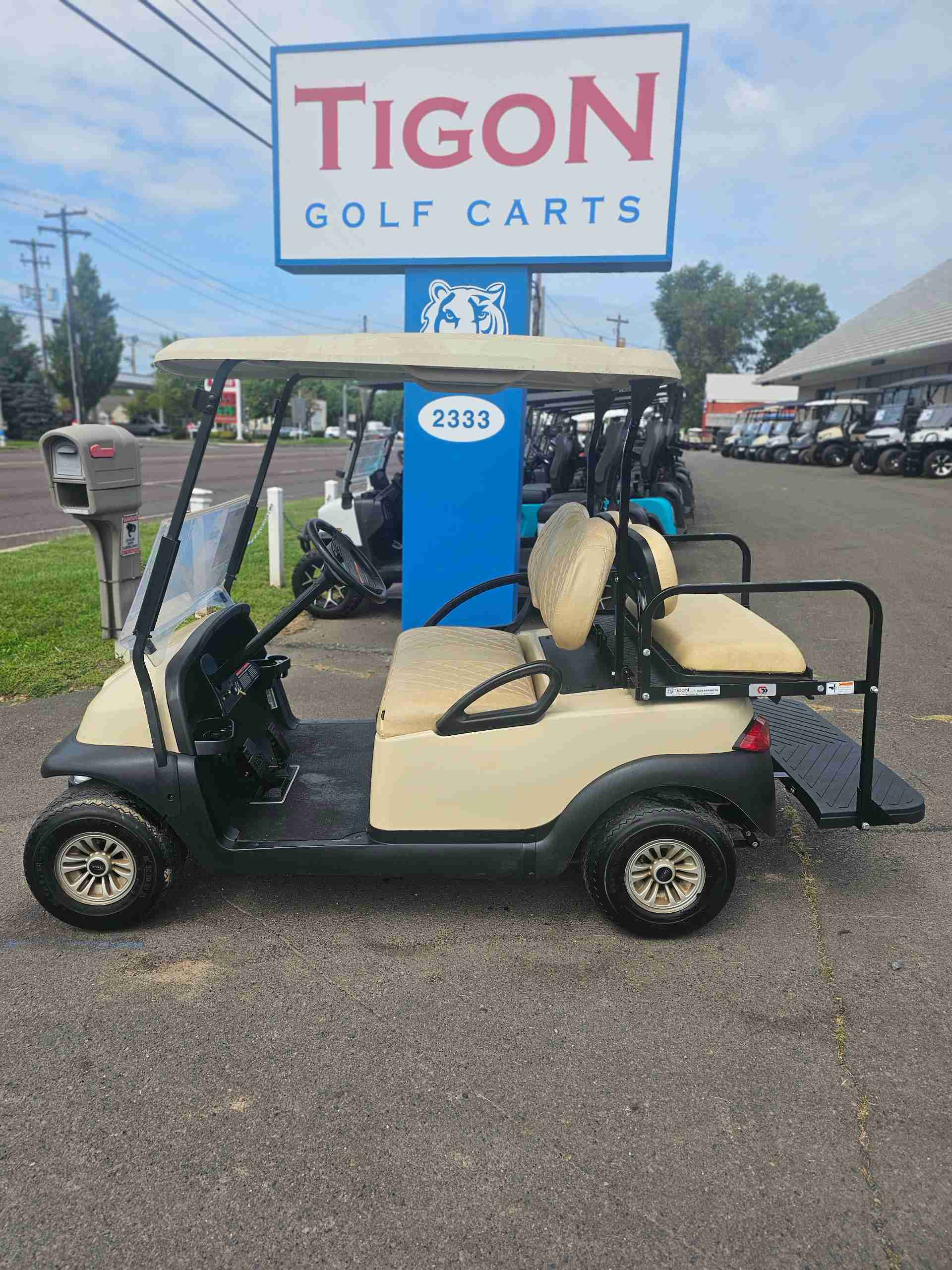 2018 Club Car Precedent Beige image 2