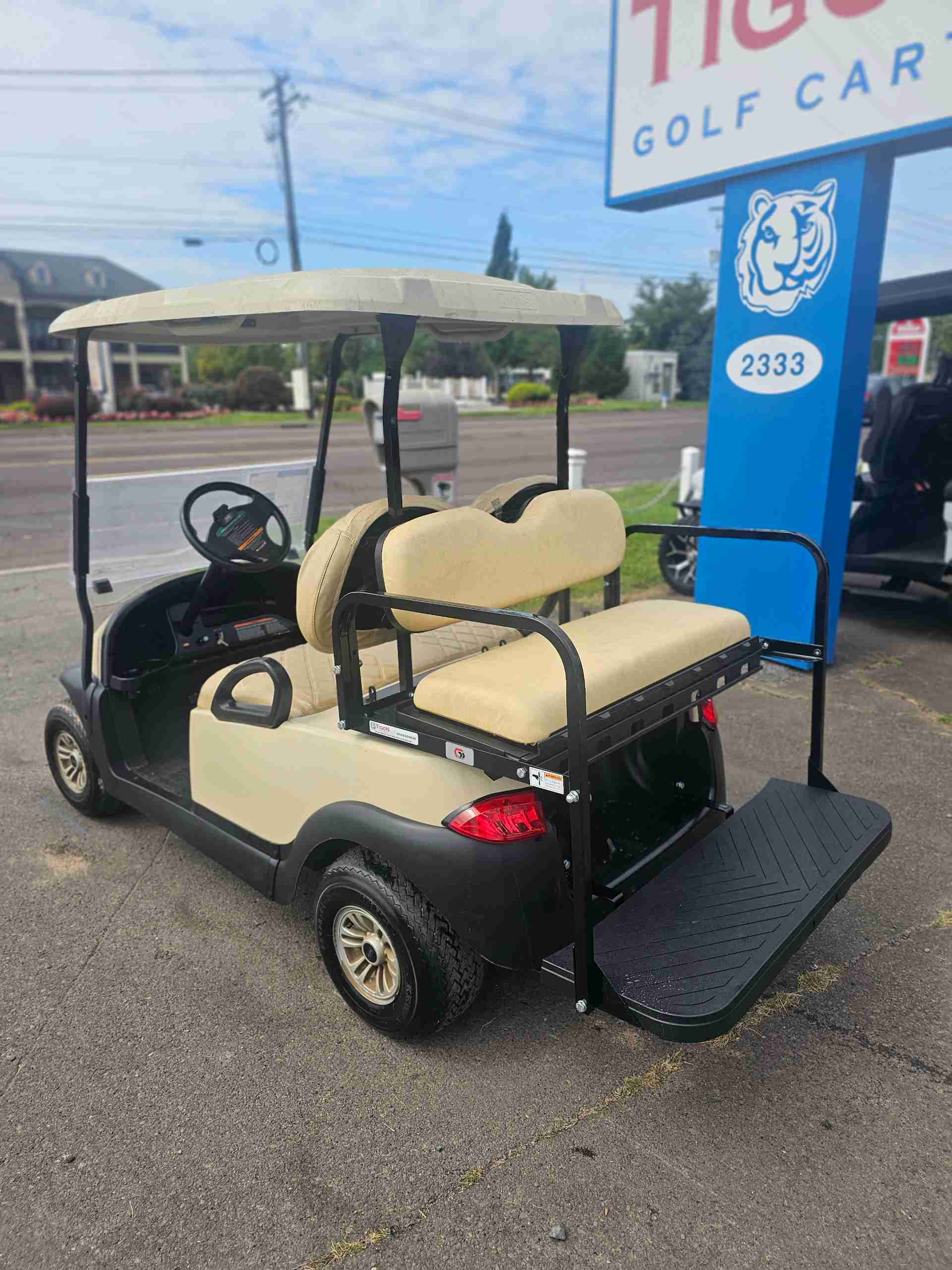 2018 Club Car Precedent Beige image 3