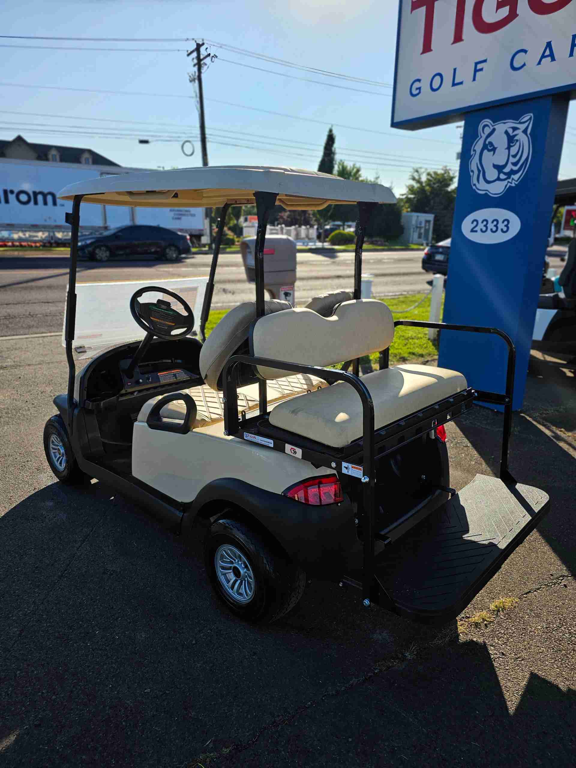 2018 Club Car Precedent Beige image 3