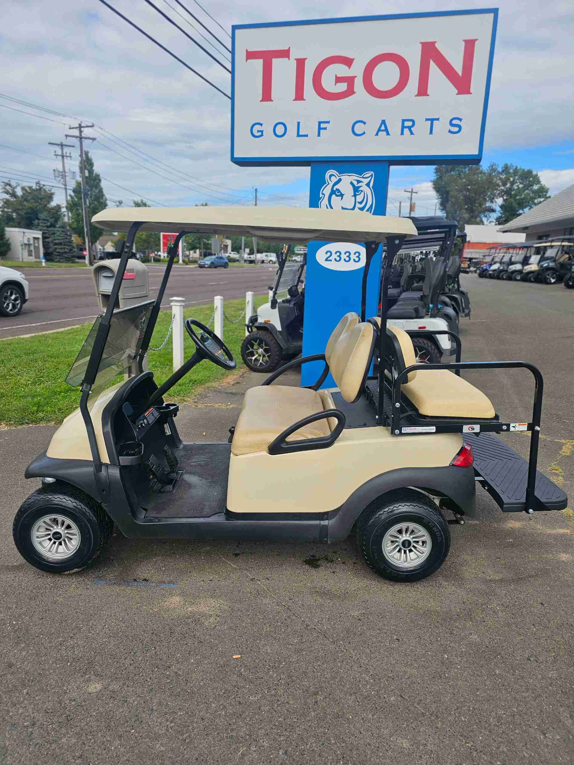 2018 Club Car Precedent Beige image 2