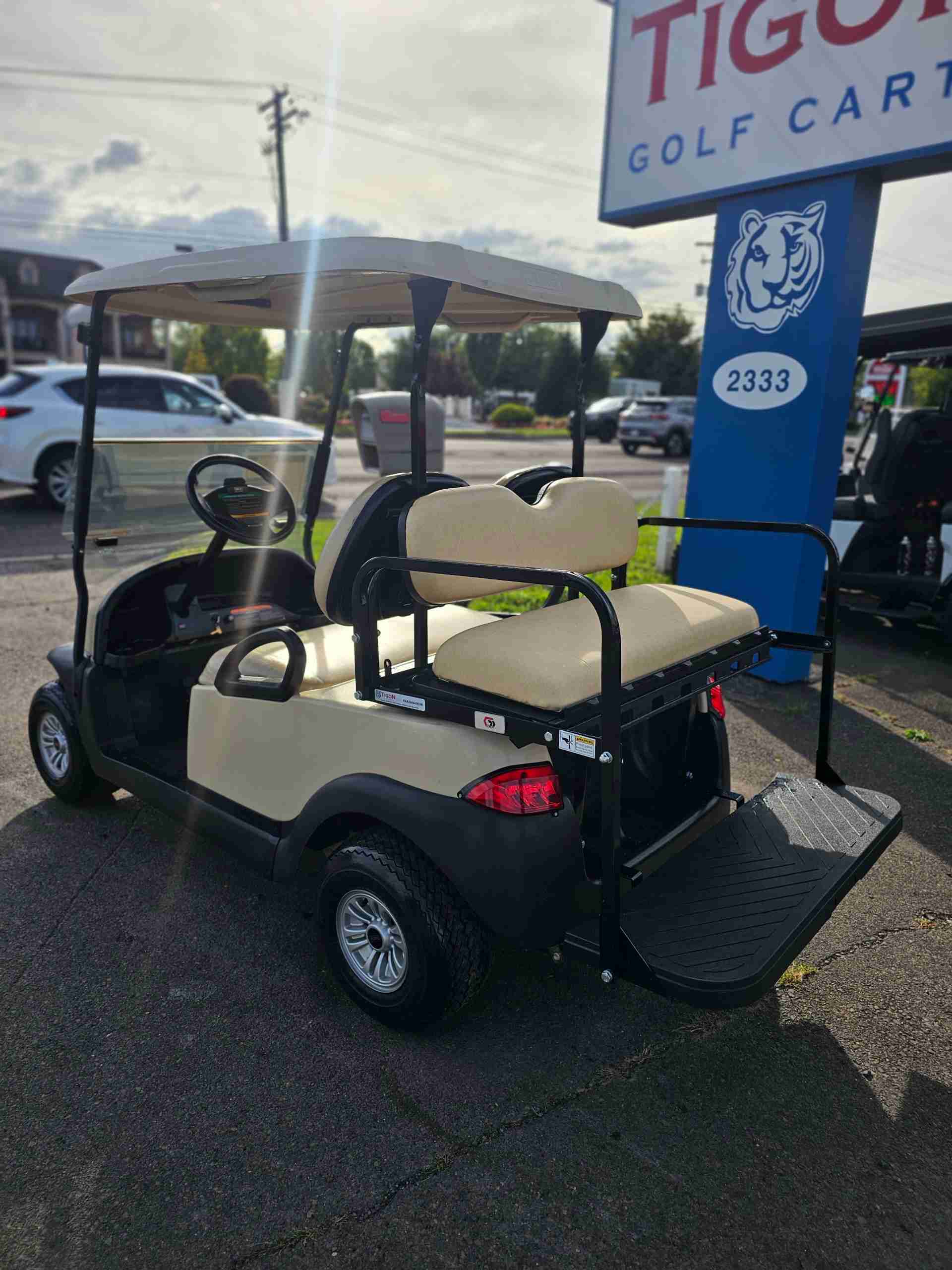 2018 Club Car Precedent Beige image 3
