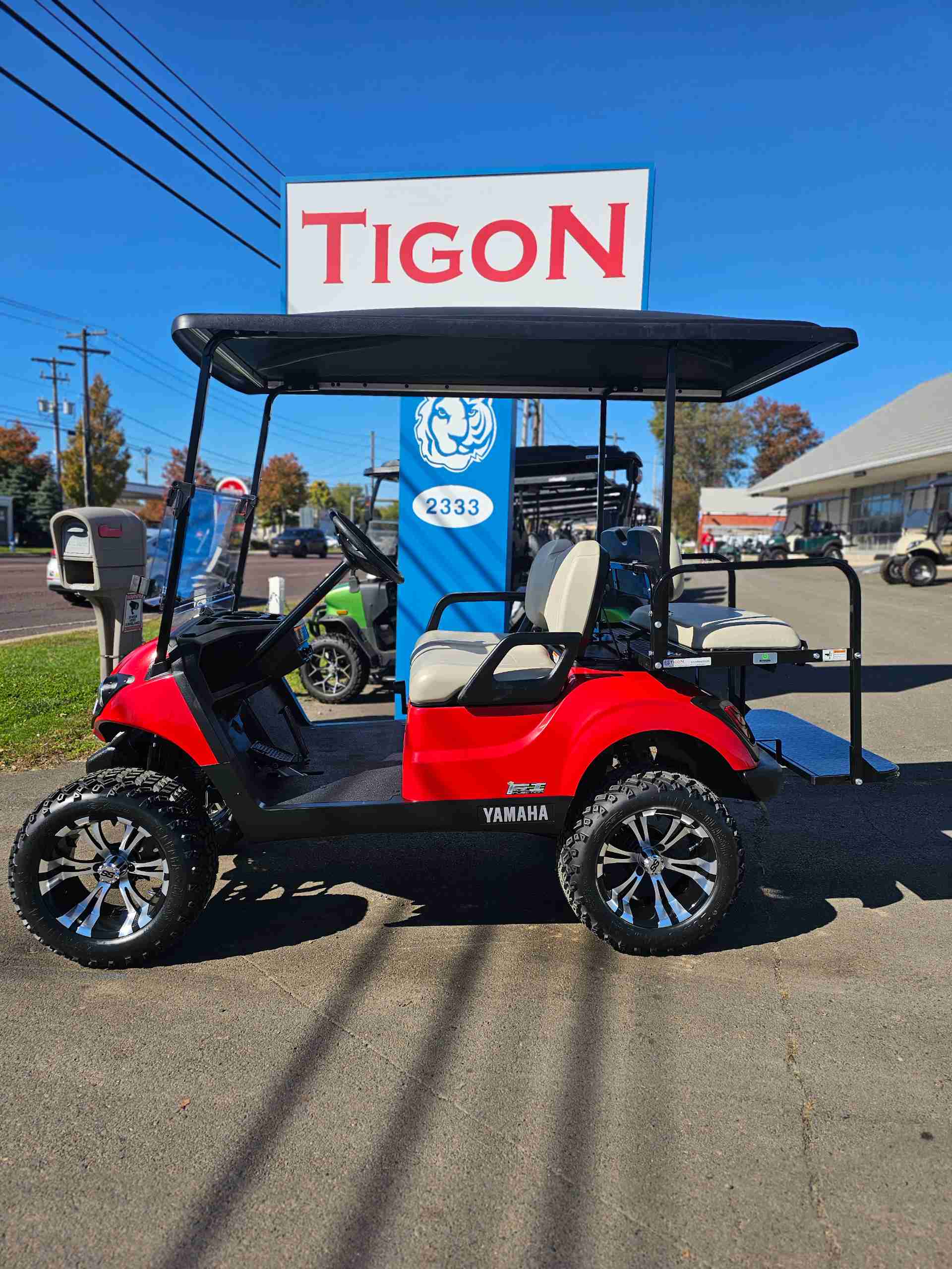 2027 Yamaha Drive 2 Coral Red image 2