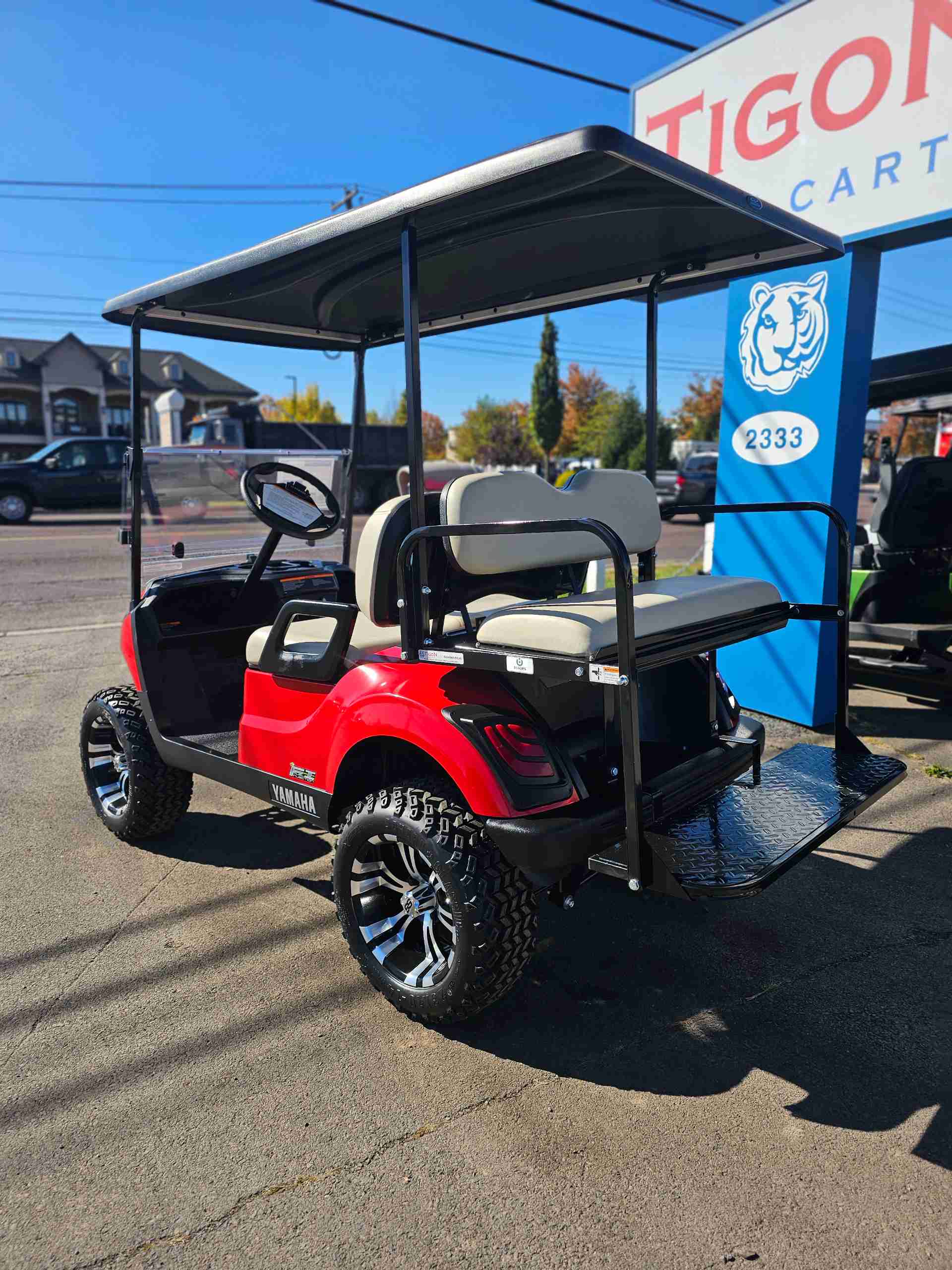 2027 Yamaha Drive 2 Coral Red image 3