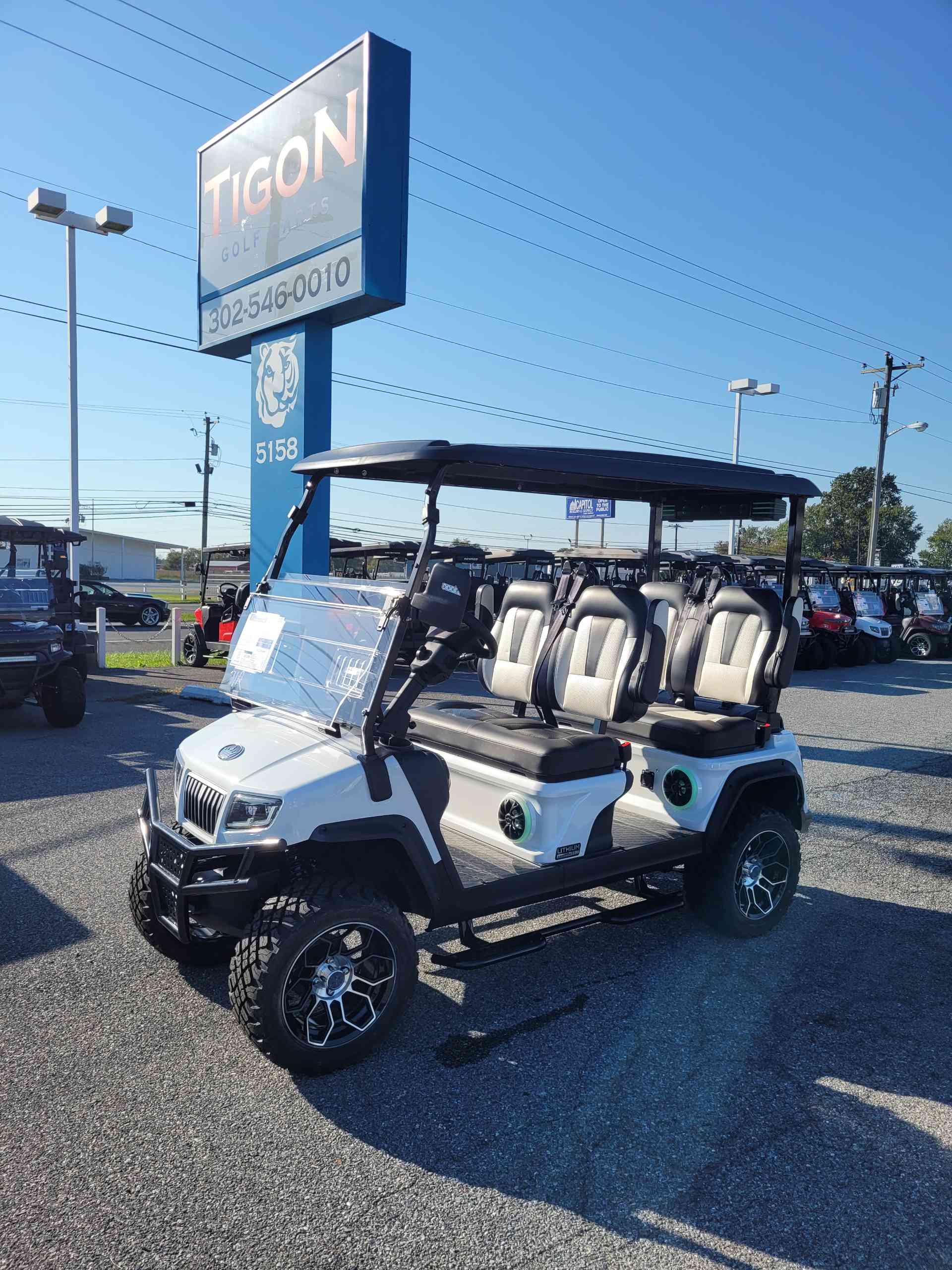 2027 Evolution D5 Maverick 4 PLUS Golf Cart in White for sale at TIGON Dover, DE