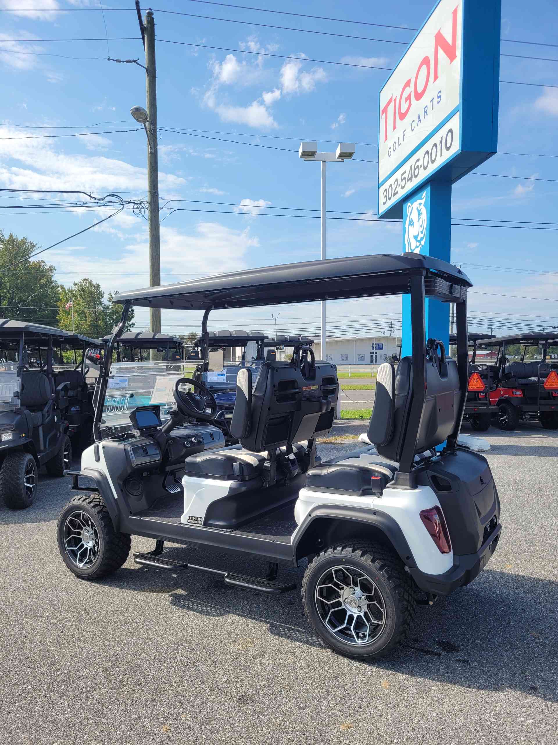 2027 Evolution D5 Maverick 4 PLUS White image 3