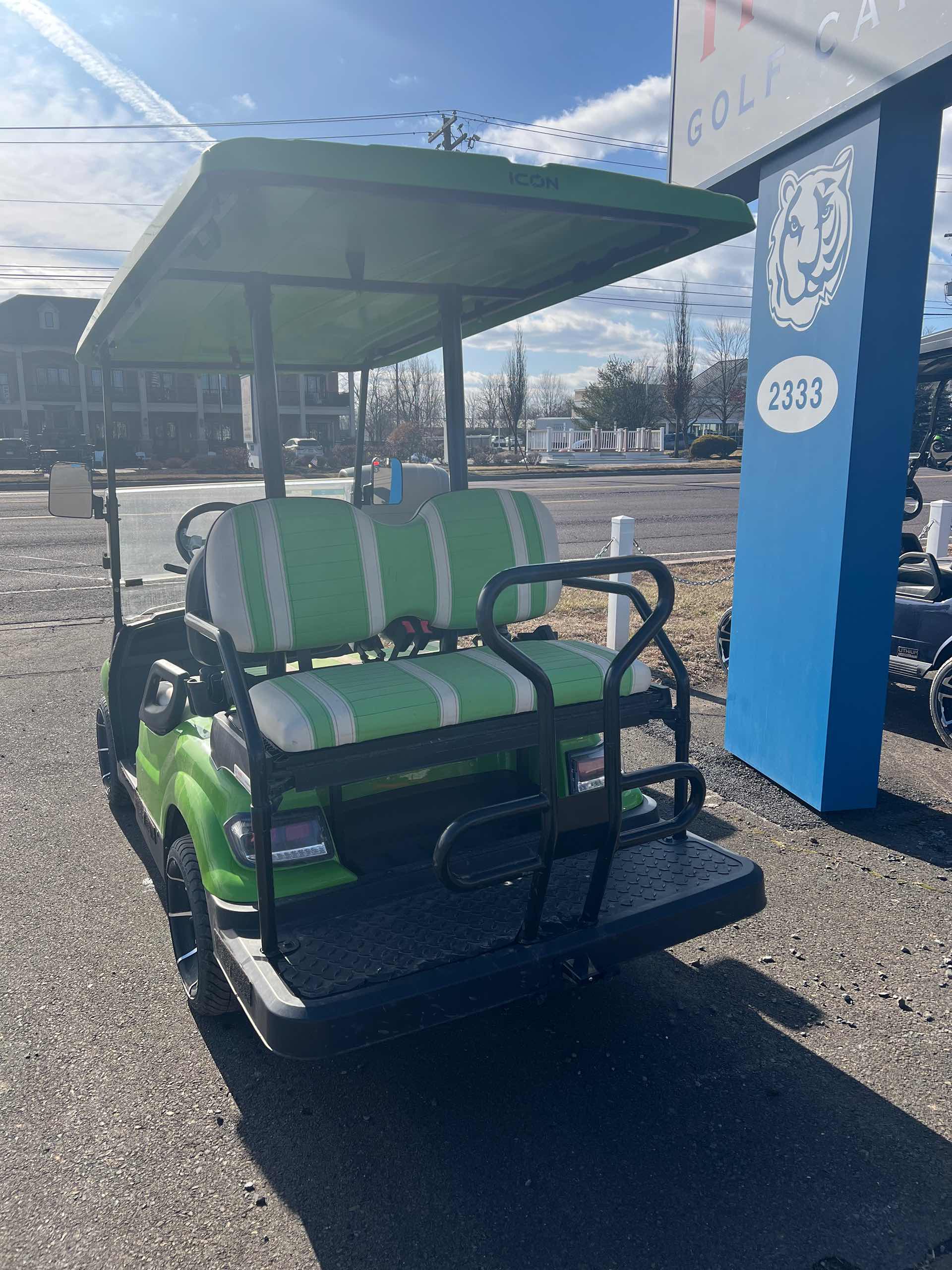 2022 Icon i40 Lime image 3