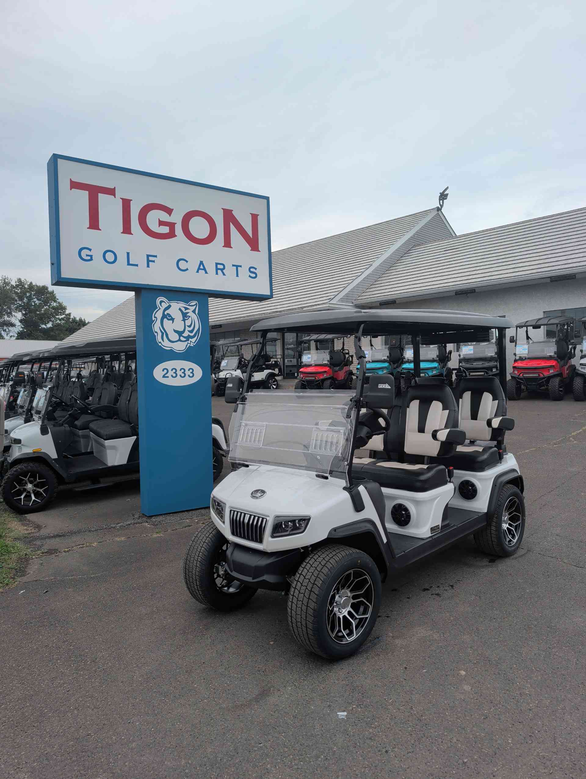 2027 Evolution D5 Ranger 4 PLUS Golf Cart in Mineral White for sale at TIGON Hatfield, PA