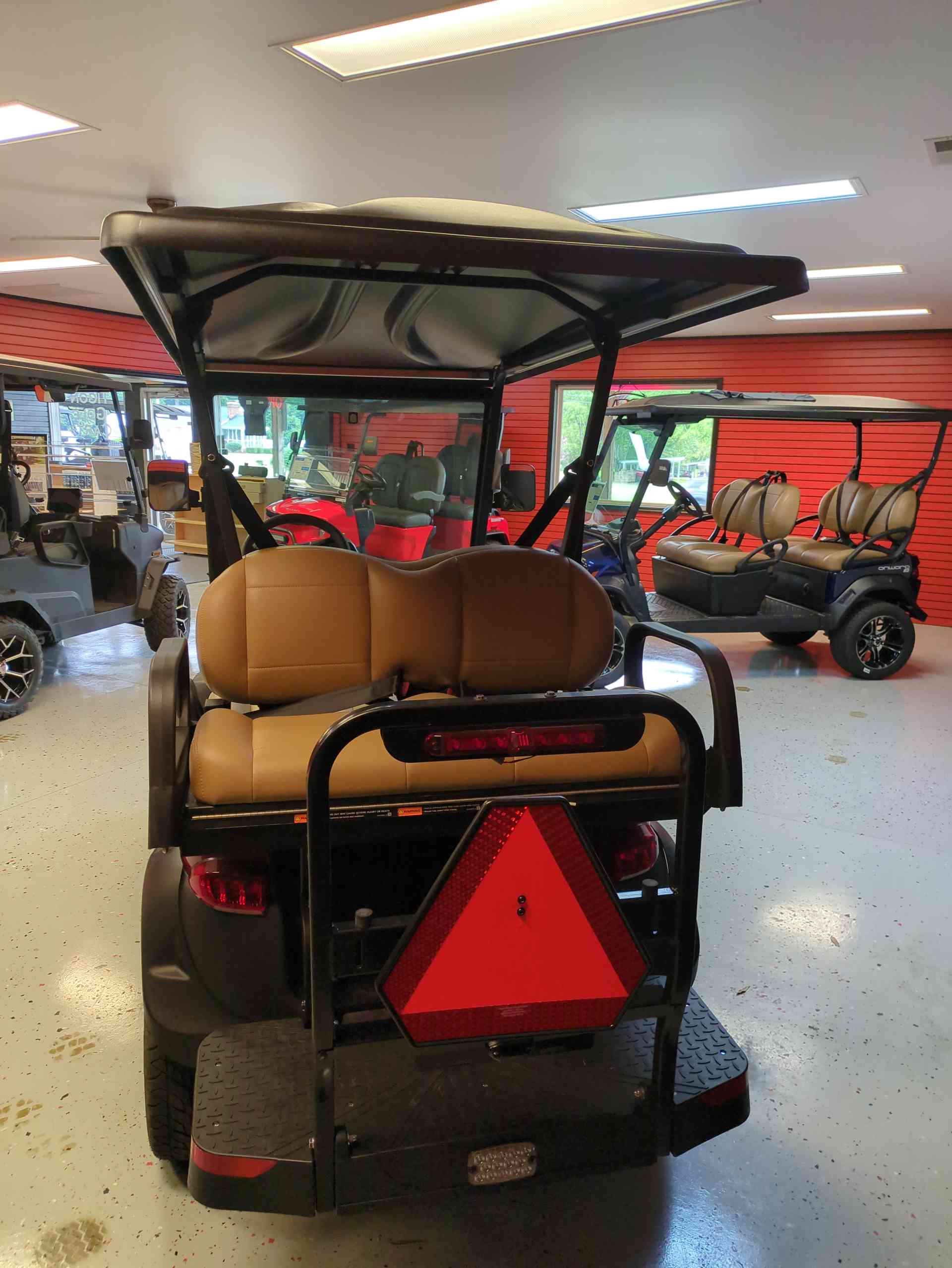 2027 Club Car Onward 4 Passenger (2+2) LSV Candy Apple Red image 4