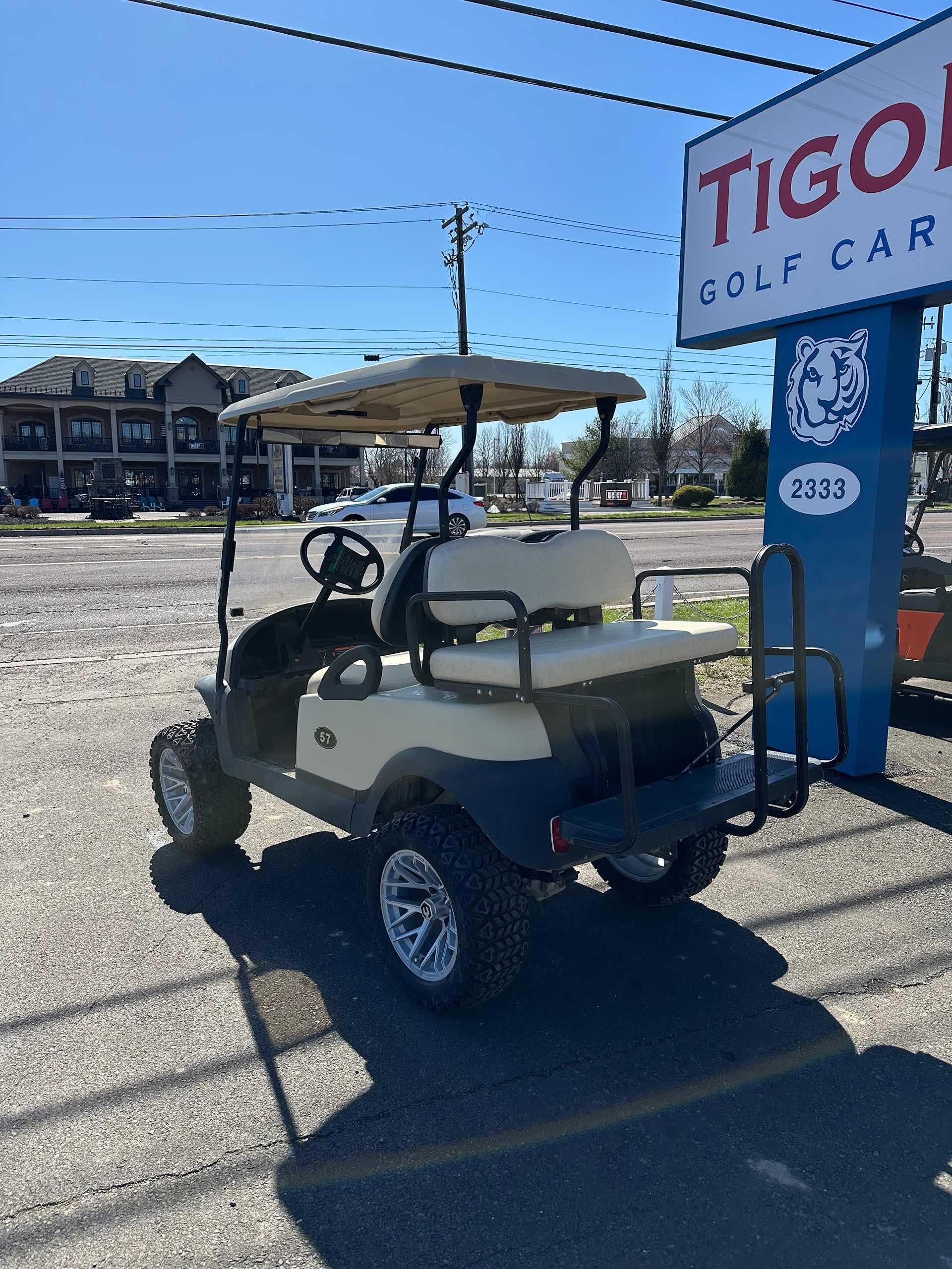 2005 Club Car Precedent Beige image 3