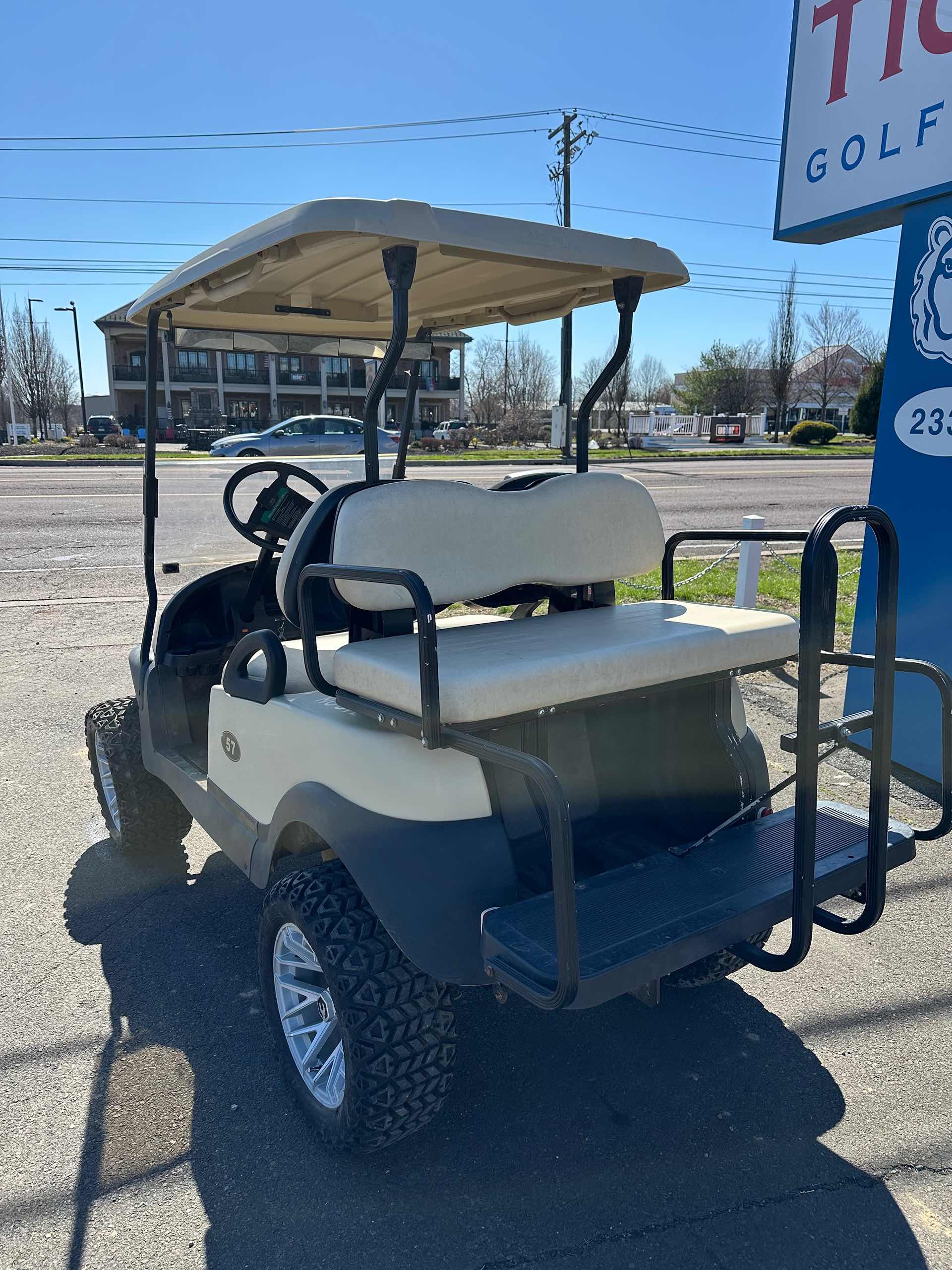 2005 Club Car Precedent Beige image 4