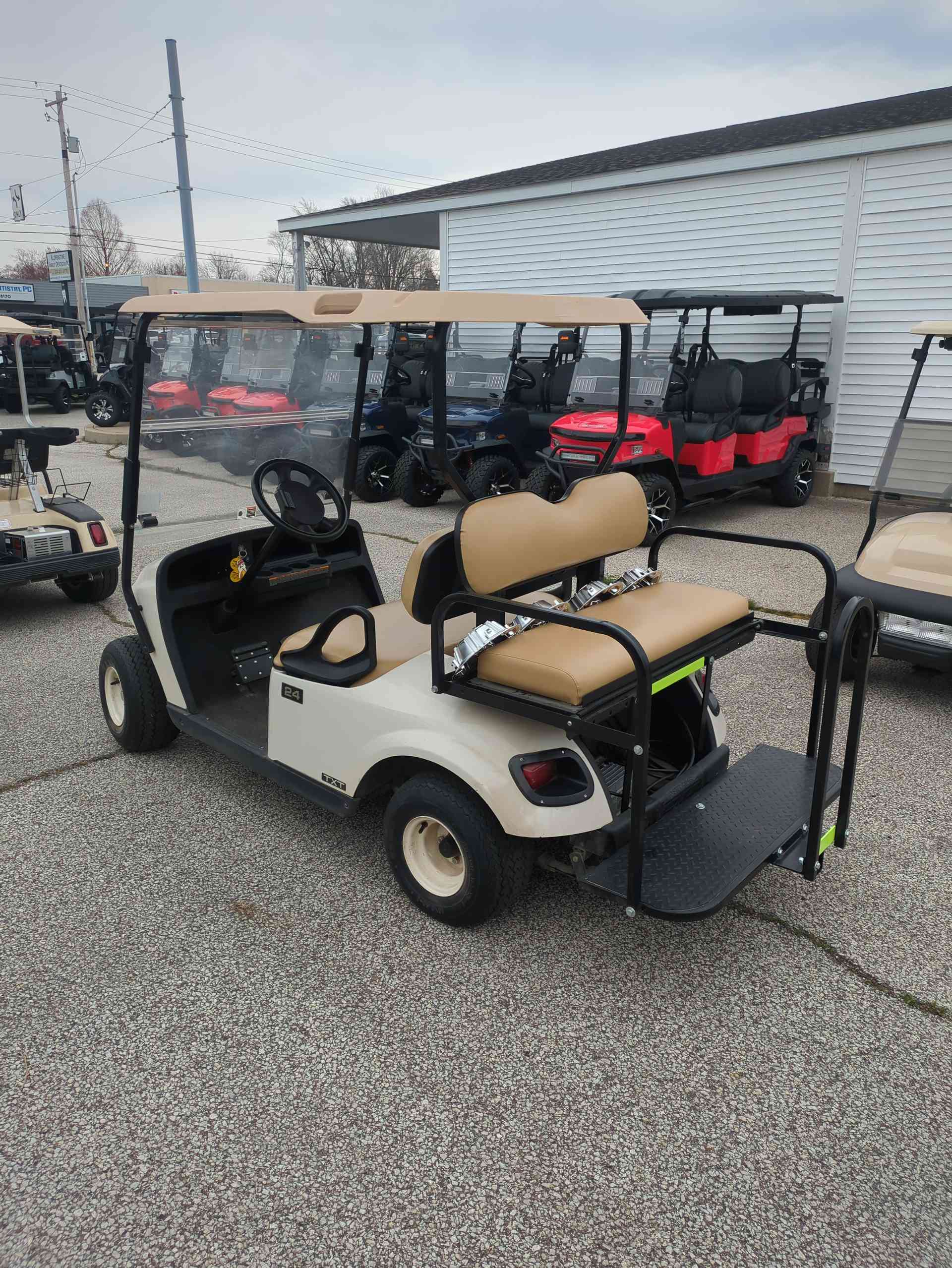 2019 EZGO TXT White image 3