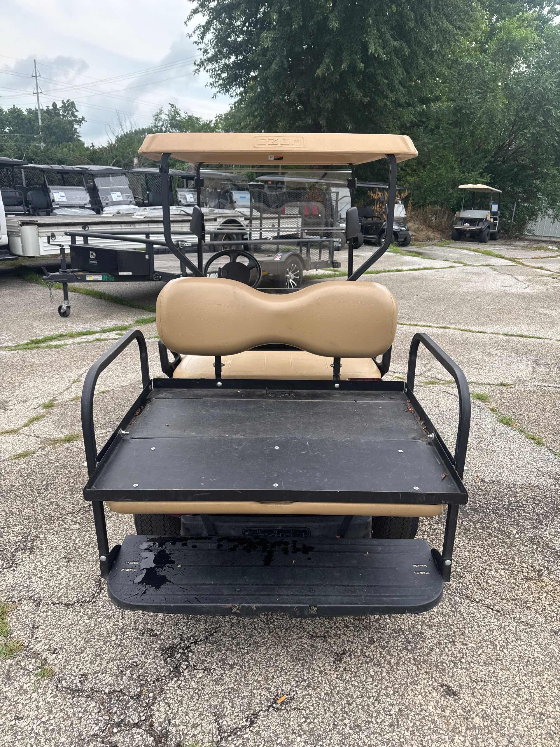 2006 EZGO TXT Red image 4