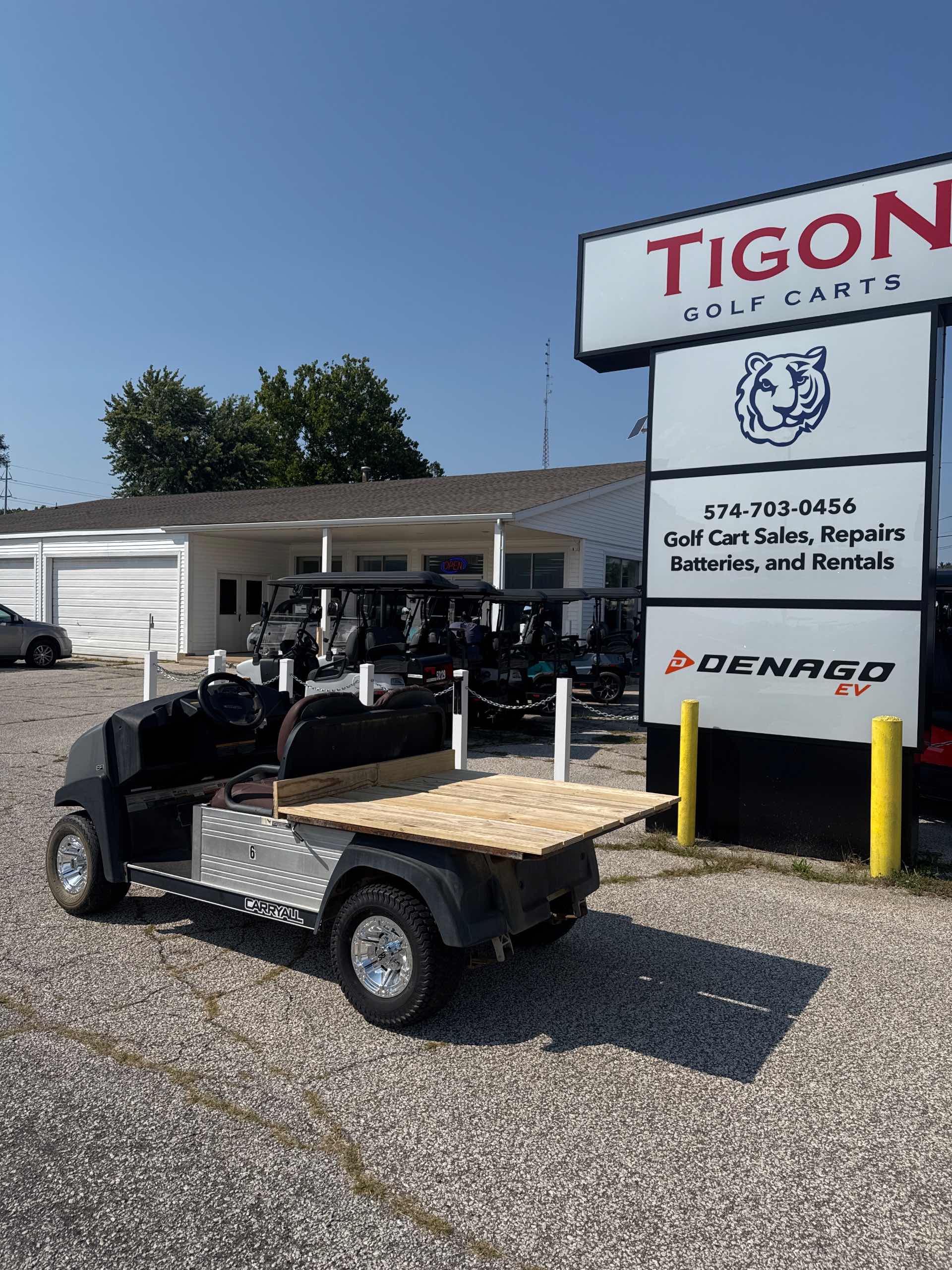 2017 Club Car Carryall Gray image 3