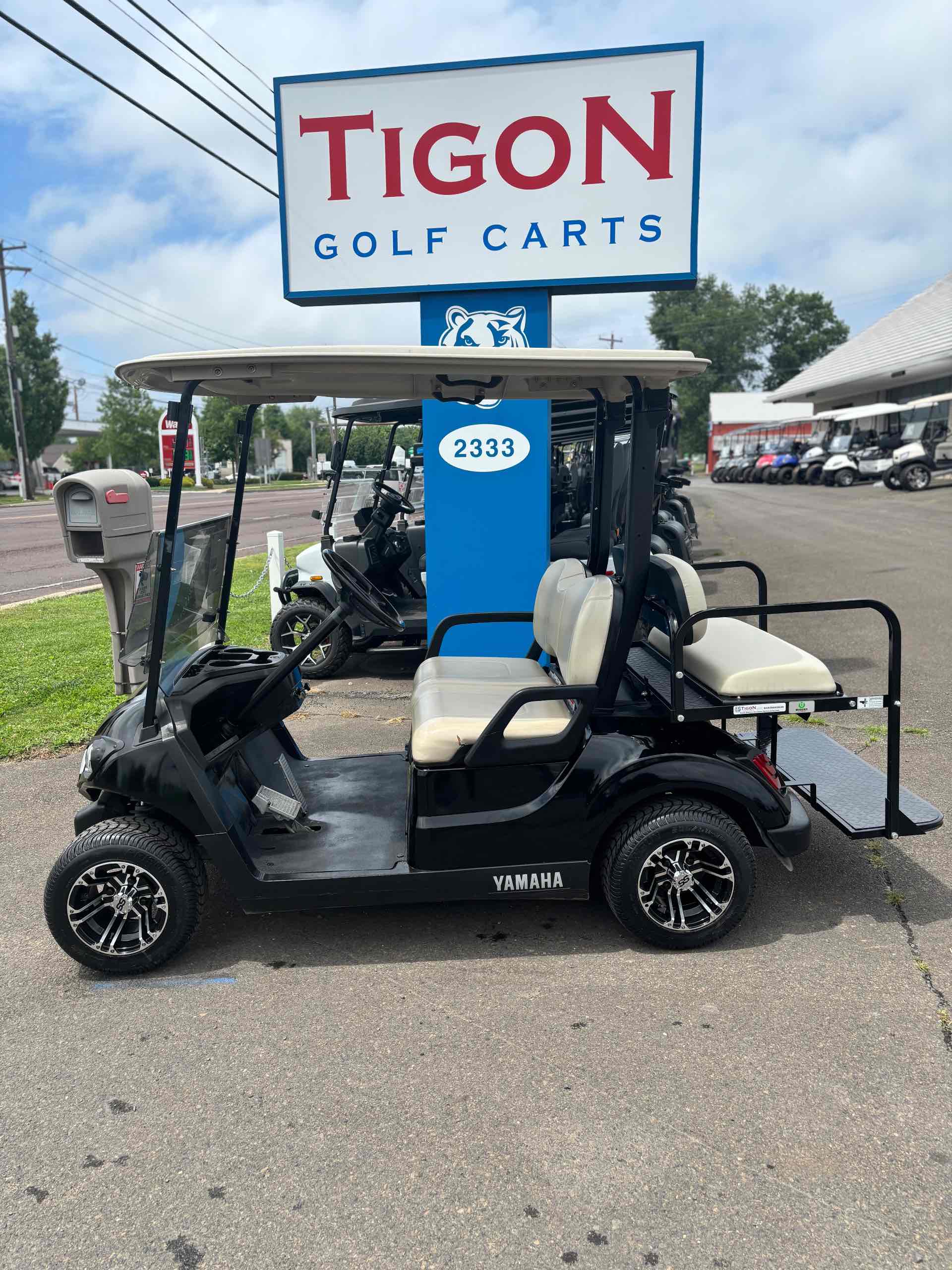 2017 Yamaha Drive 2 Black golf cart in Black — photo 2 of 4, Long Pond, PA