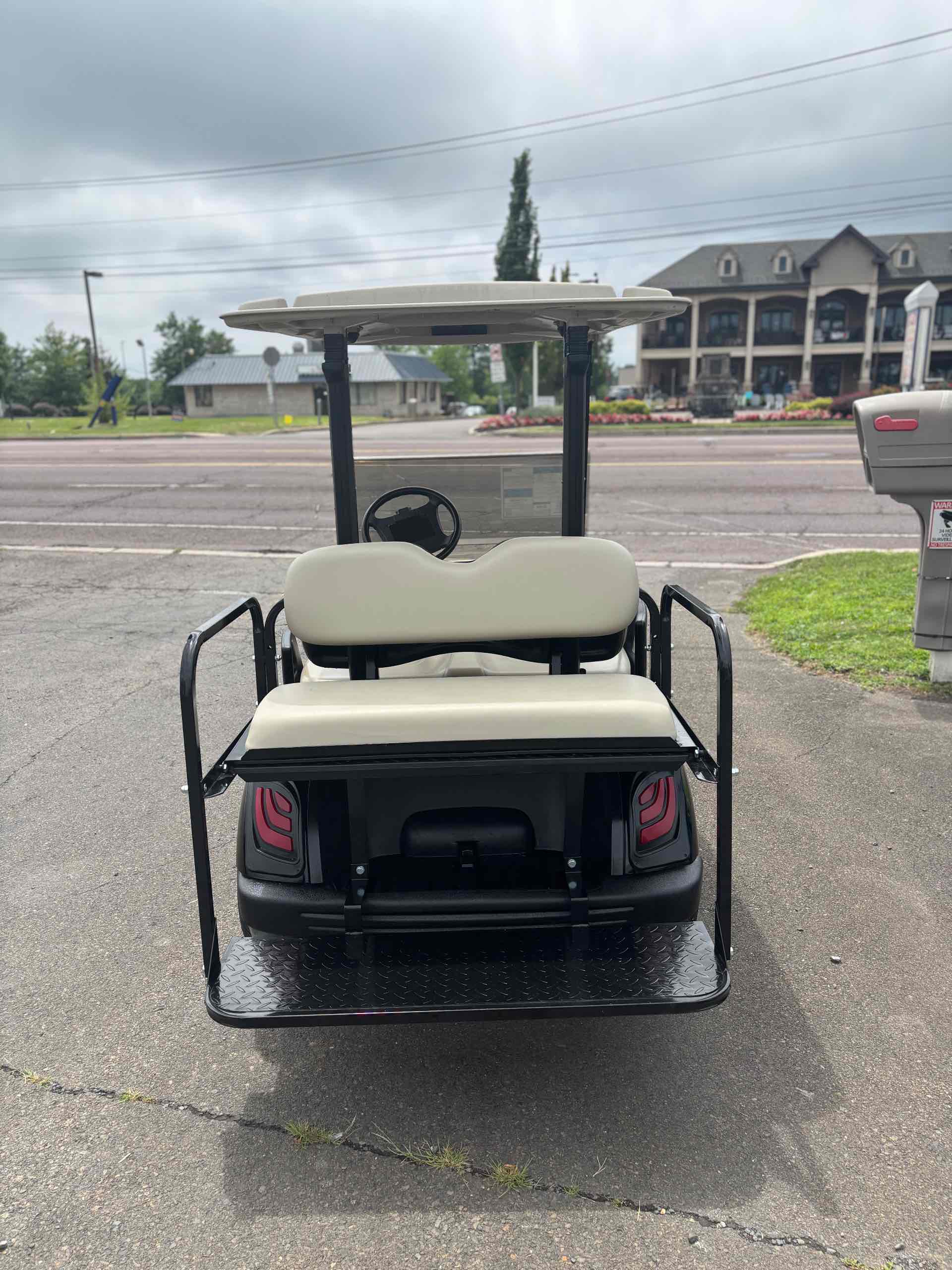 2017 Yamaha Drive 2 Black golf cart in Black — photo 4 of 4, Long Pond, PA
