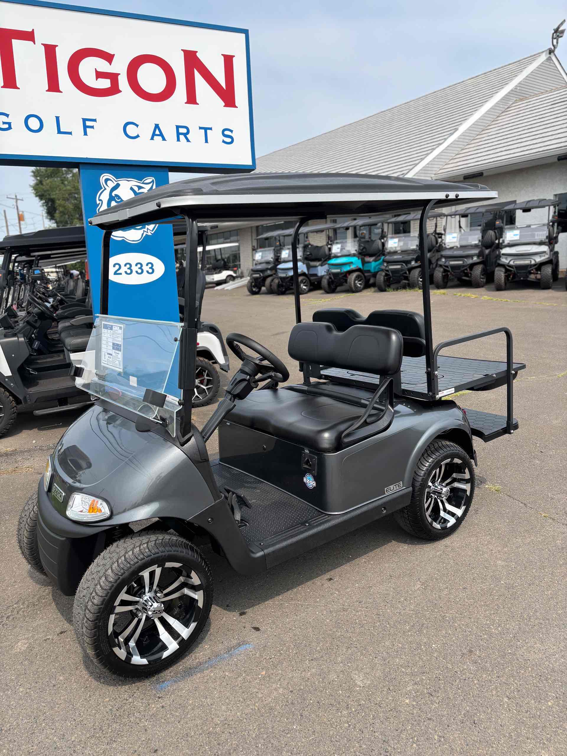 Used 2021 EZGO RXV Golf Cart in Black for sale at TIGON Hatfield, PA