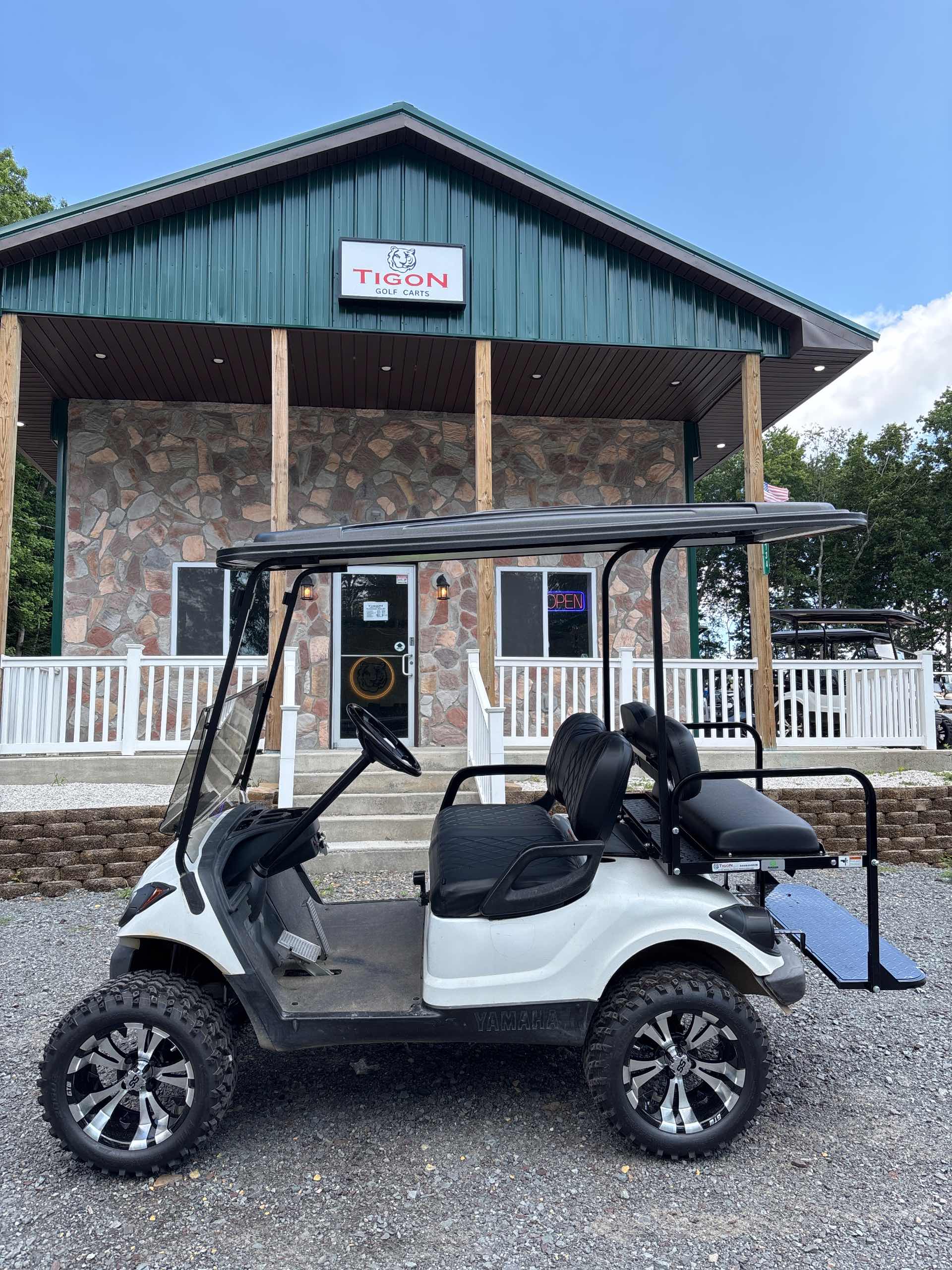 2013 Yamaha G29 Golf Cart in White