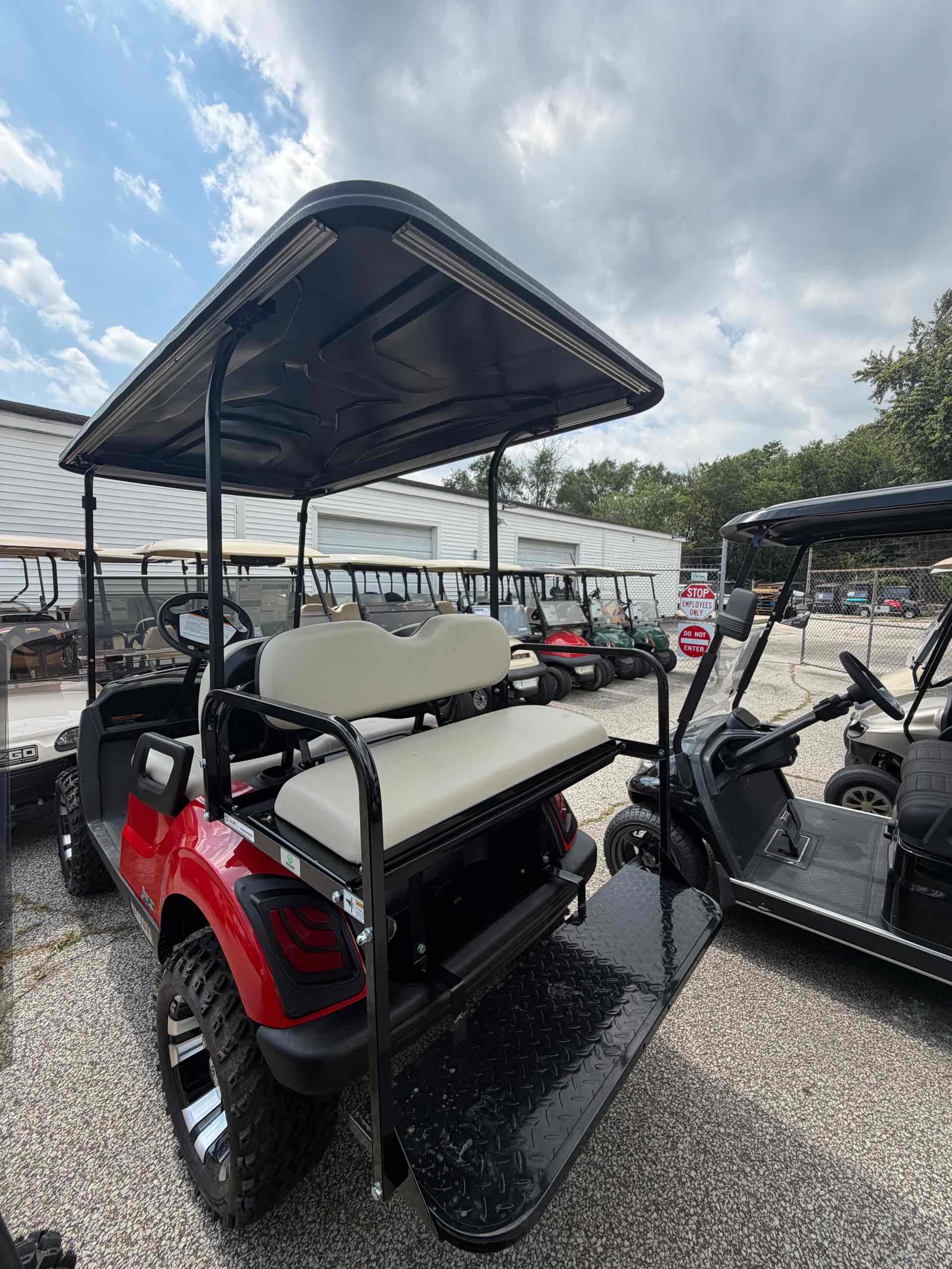 2026 Yamaha Drive 2 Red image 3