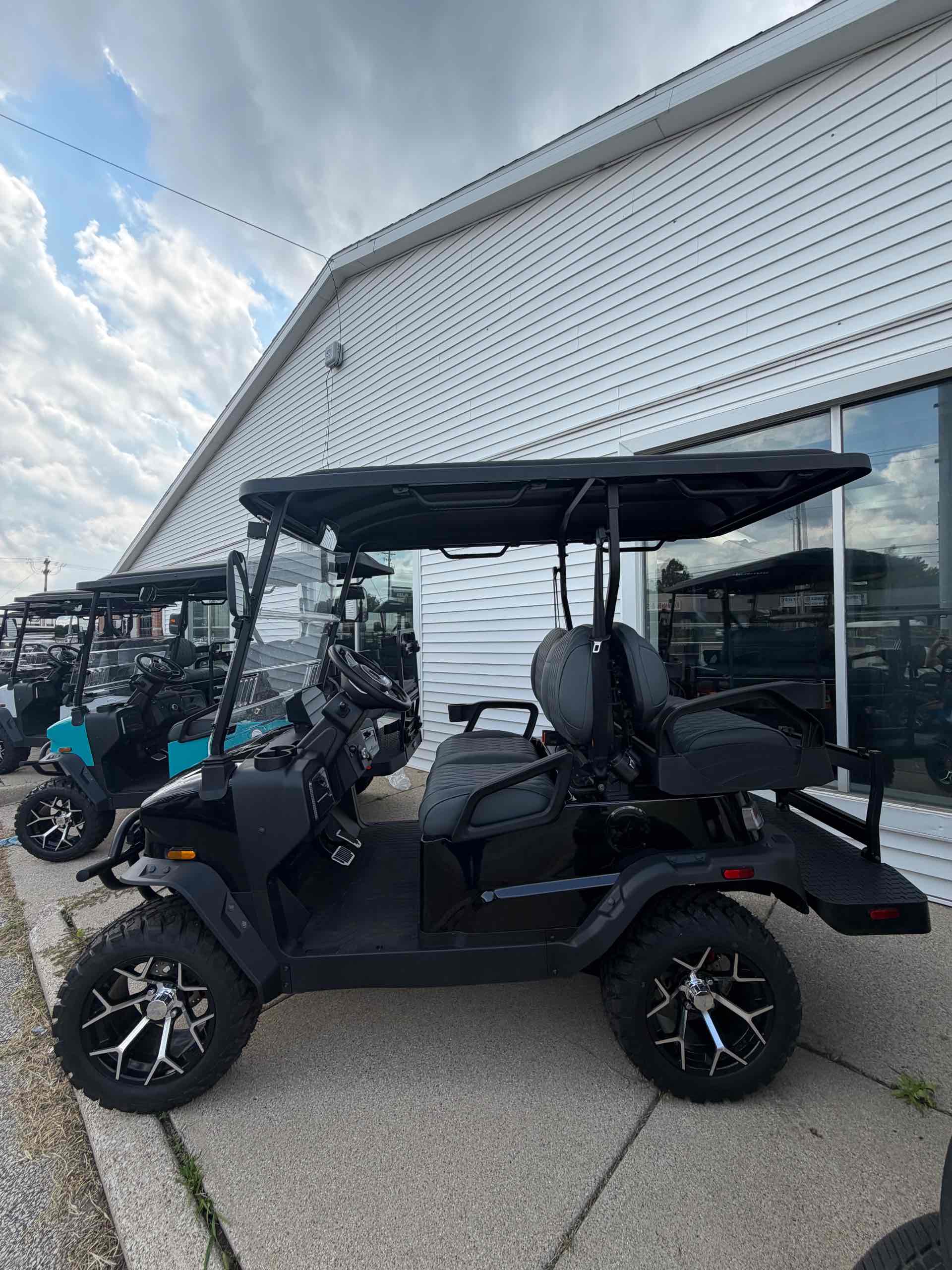 2026 Denago Nomad XL Black image 2
