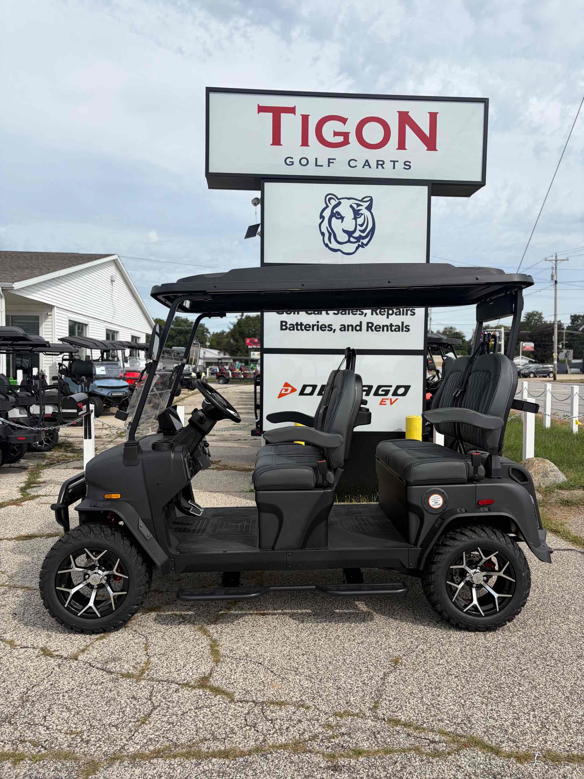 2026 Denago Rover XL Matte Black image 2
