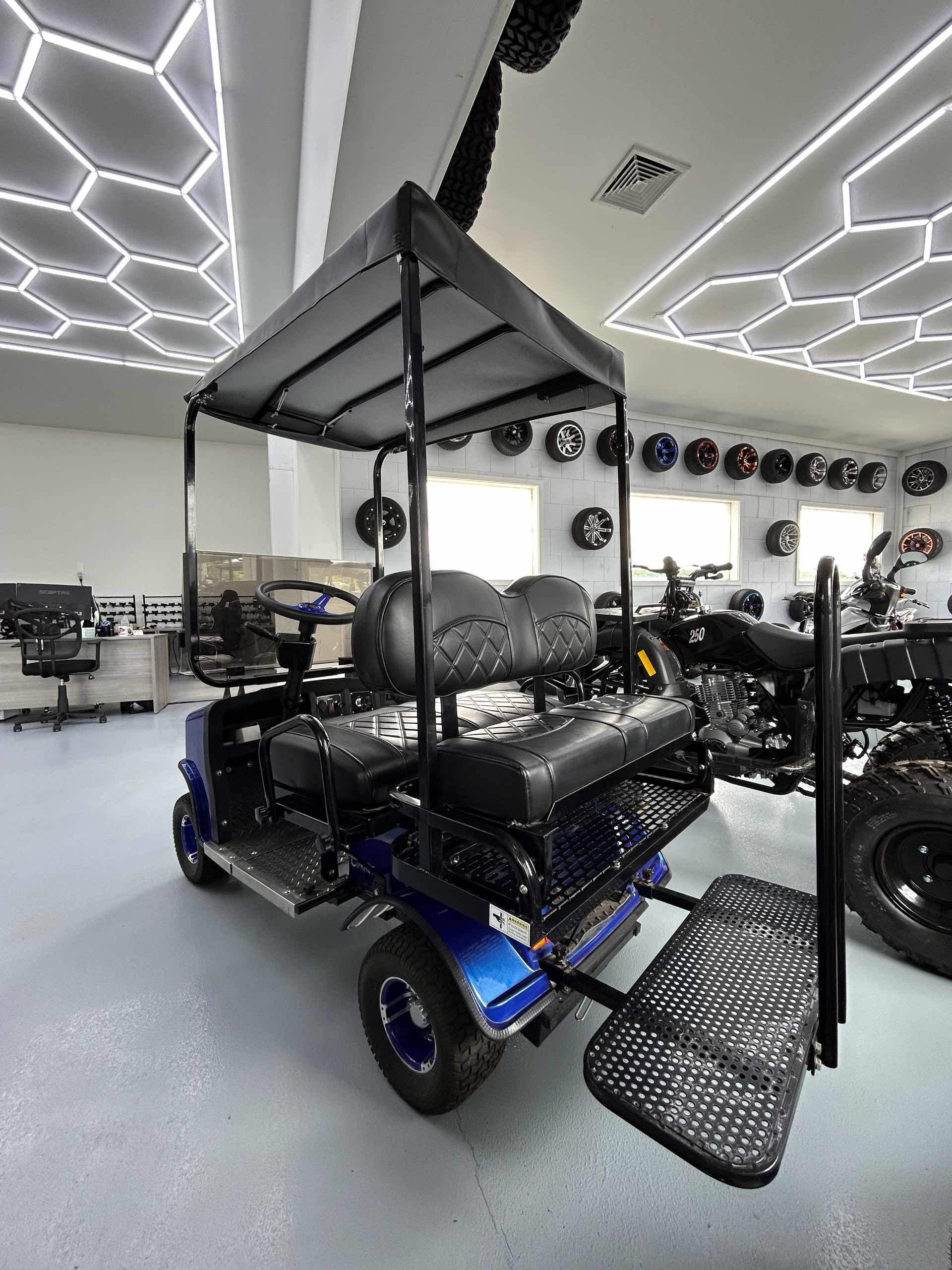 2022 EZGO RXV Blue image 3