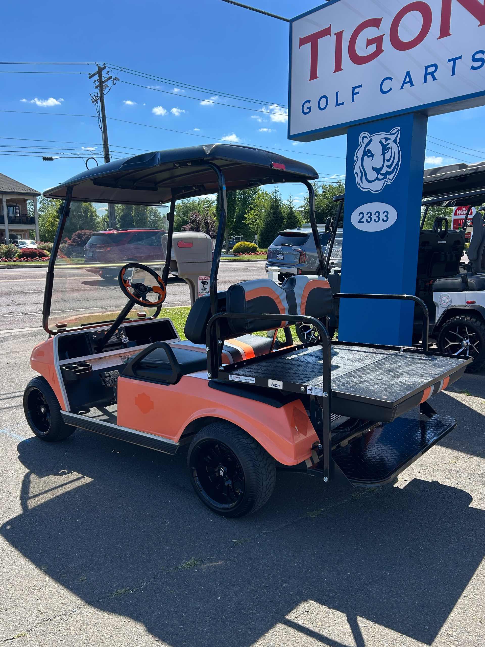2004 Club Car DS Orange image 3