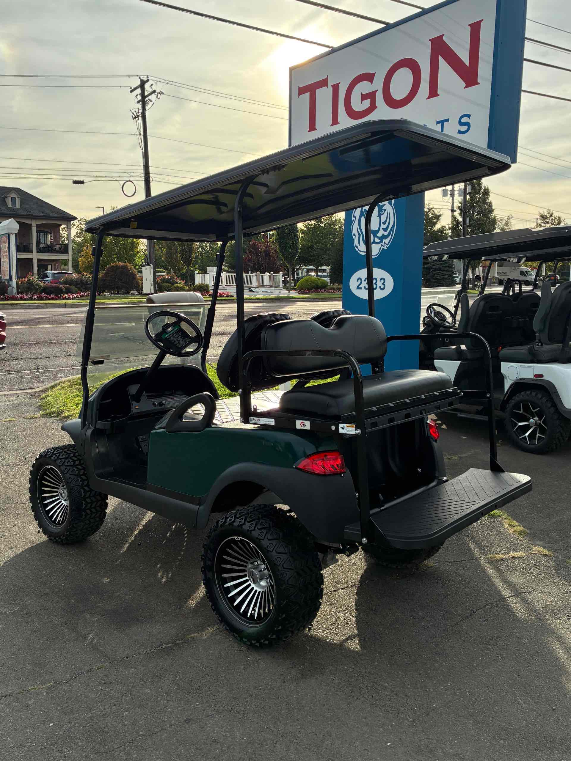 2010 Club Car Precedent Green image 3
