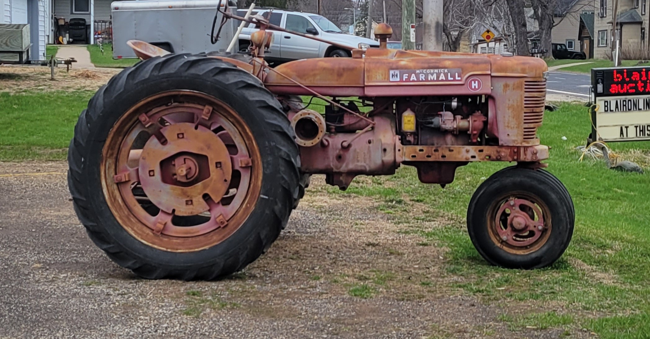 La Farge May 22nd Sale