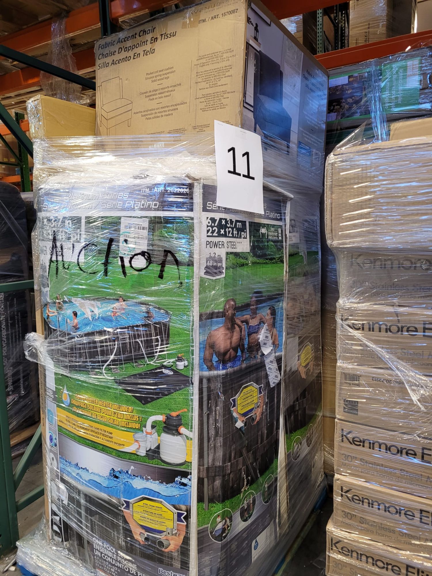 Simi Valley Assorted item PALLETS! Some indoor and outdoor furniture