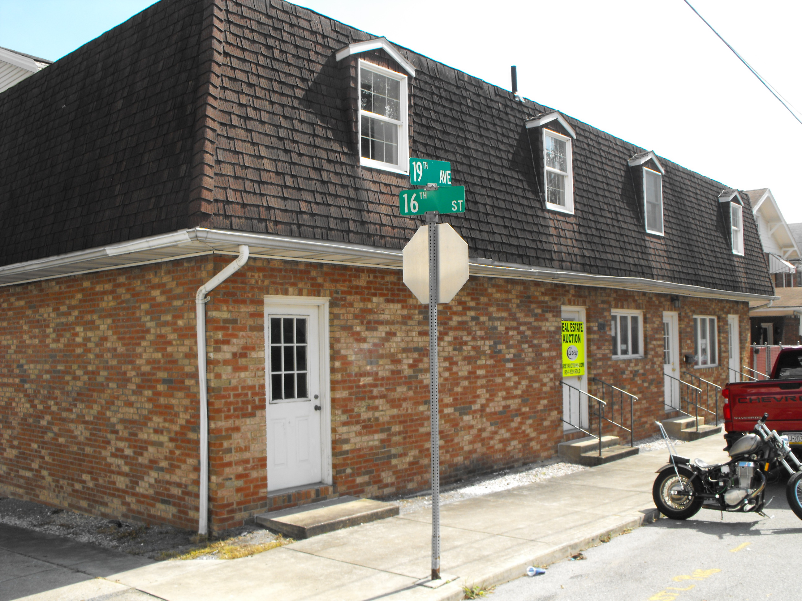 Altoona Commercial Real Estate, Old Barber Shop Items & Masonry