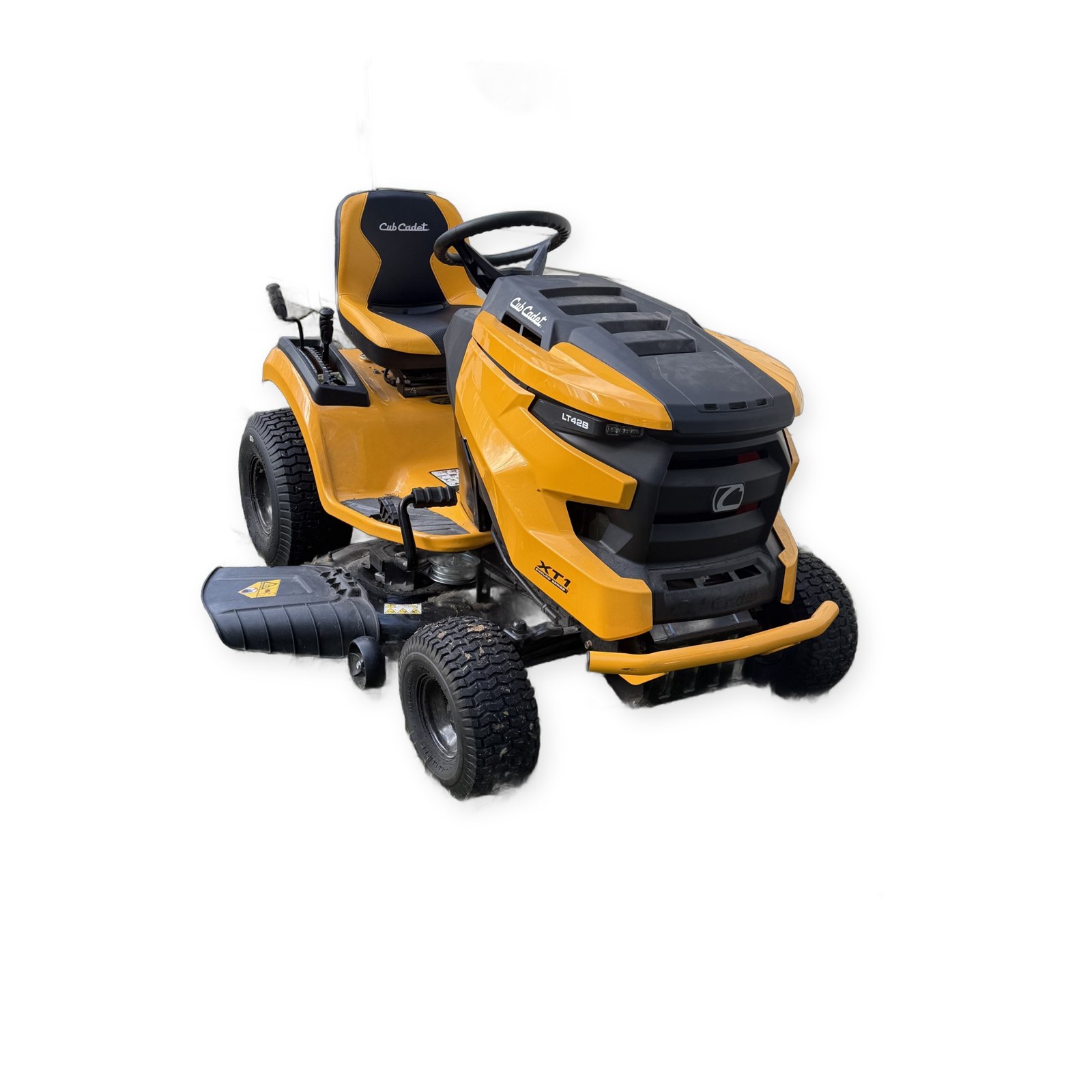 Cub Cadet XT1 Enduro LT42 riding mower for sale, 2023, 14 hours, Amelia VA