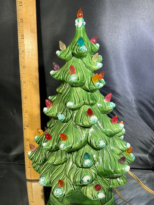 ONLINE AUCTION CHRISTMAS AUCTION BY CORDRAY AUCTIONS ENDING FRIDAY NOV 11 AT 7PM PICKUP IS NOV