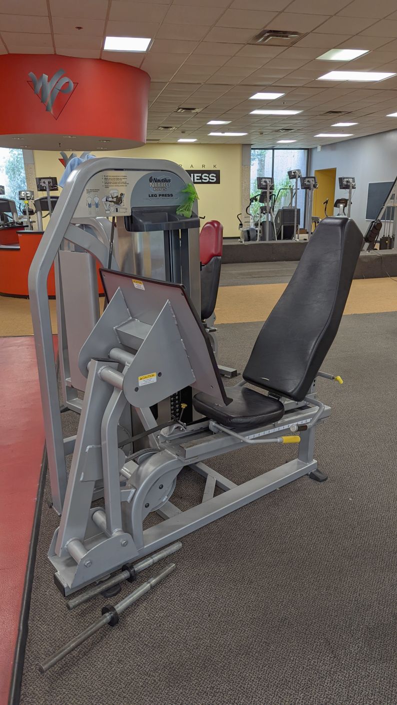 ORANGE COUNTY TAX COLLECTOR ASSORTED GYM EQUIPMENT!!! Gideon