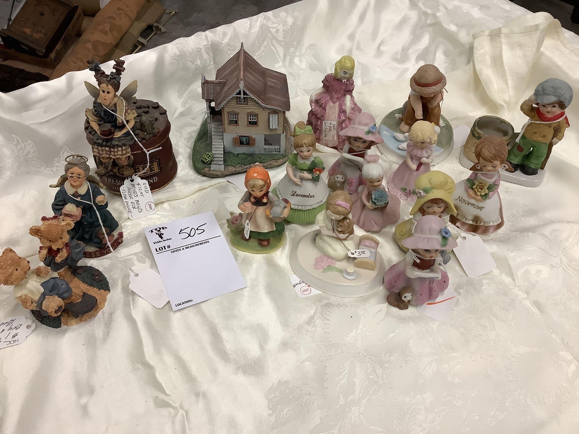 Andover Antique Mall Records, Coins, Books, Antiques & More! Little