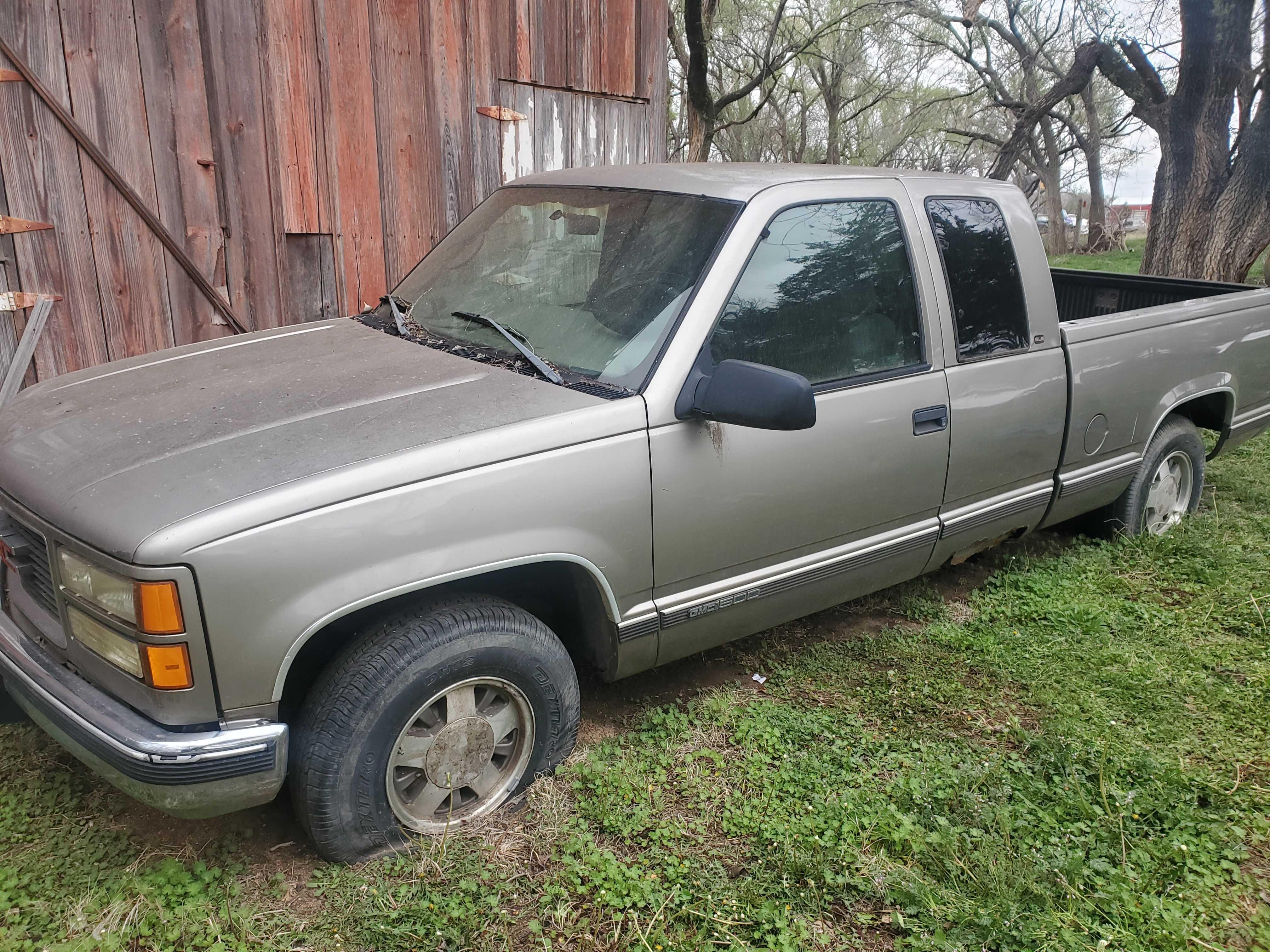 Corbin KS Cleanout and Liquidation Caldwell Kansas Little Bull