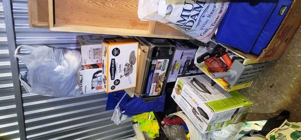 CLOSED - #373.25 - OnLine Consignment Auction - Storage Unit