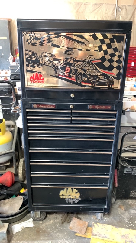 Lot - 100- SMC Auctions
