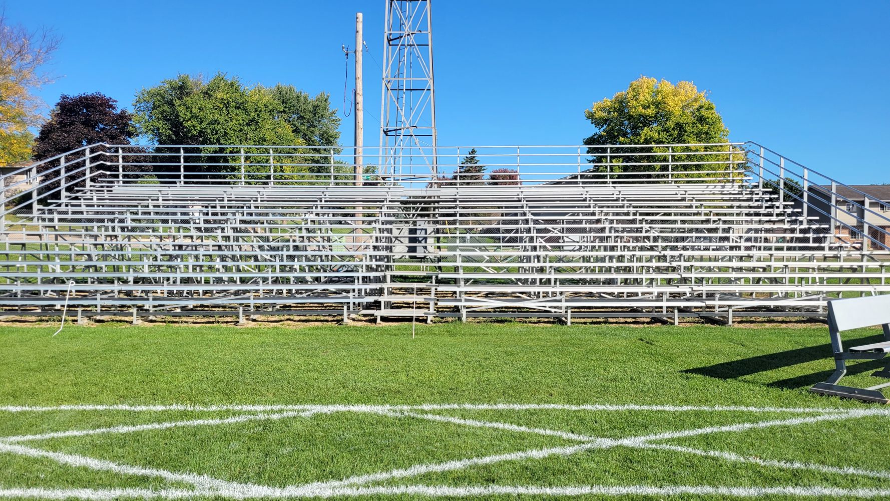 231319 New Glarus School District, Wisconsin Wisconsin Surplus