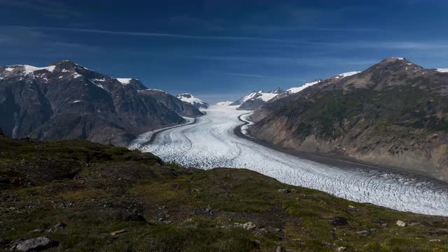 Time lapse of melting Salmon glacier on a nice day