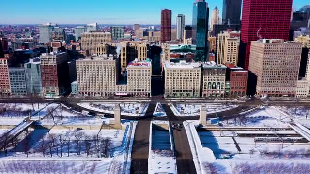 Downtown Chicago flyover
