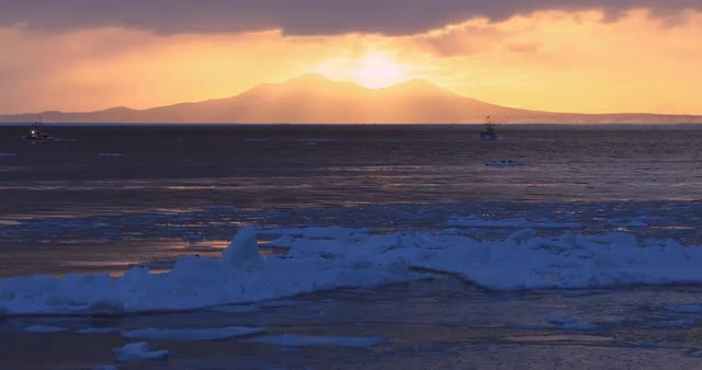 Drifting ice, Hokkaido, Japan