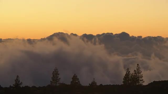 Timelapse shot of heap clouds transformation, sunset scene