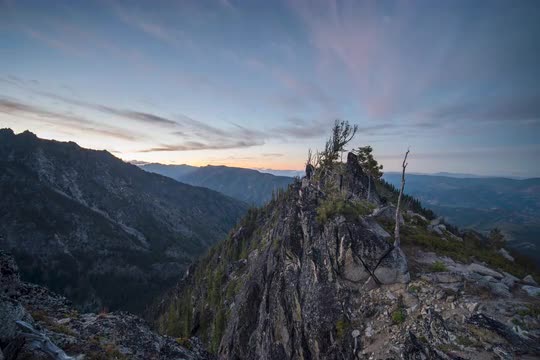 Stunning Sunset Timelapse of the North Cascade Mountains Recorded from South Wedge Mountain Trail