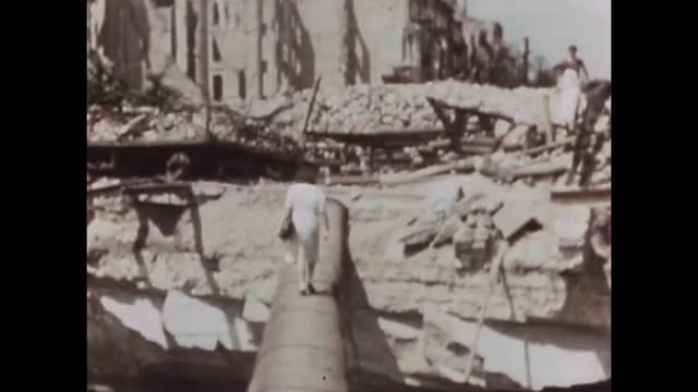 852865915 / Bomb Damage / End of War / Germany / 