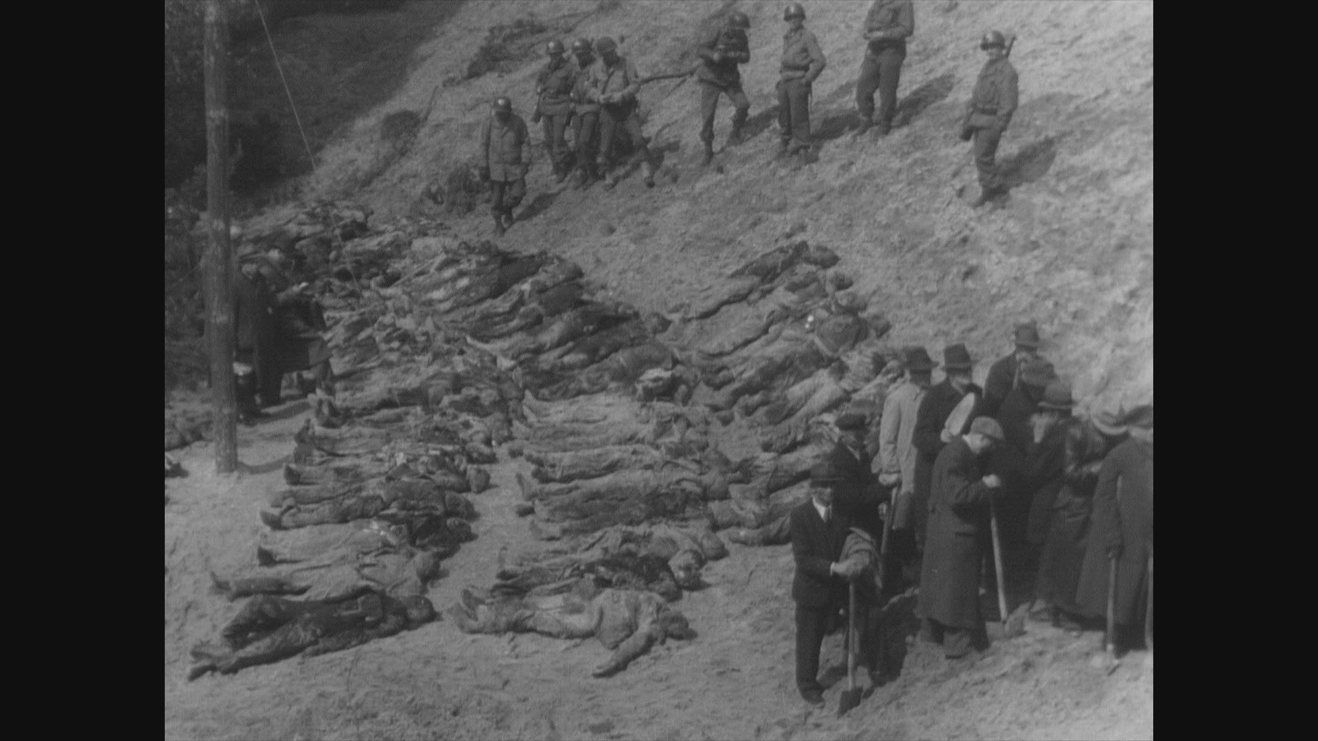 155332110 / Exhumation / Victim / National Socialism / Germany / 