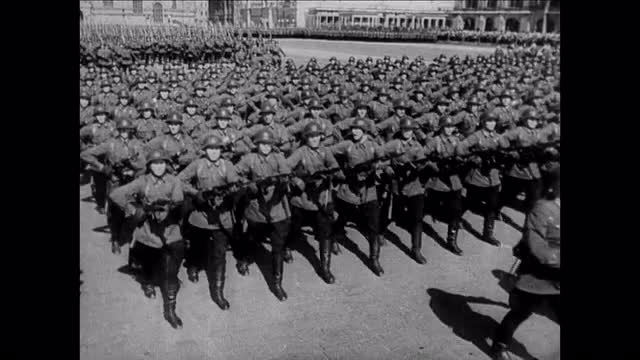 104539034 / Joseph Stalin / Demonstration of Forces / USSR / 