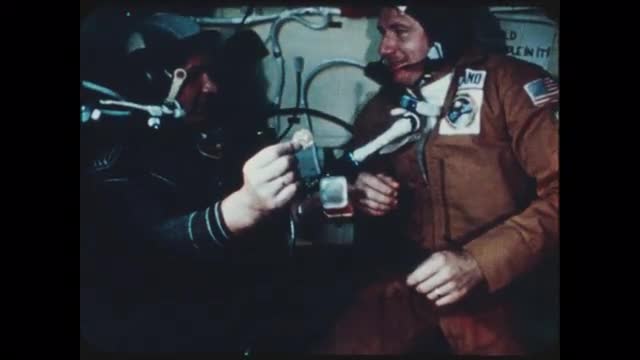 727498745 / Apollo-Soyuz Test Project / Spaceman / 1975