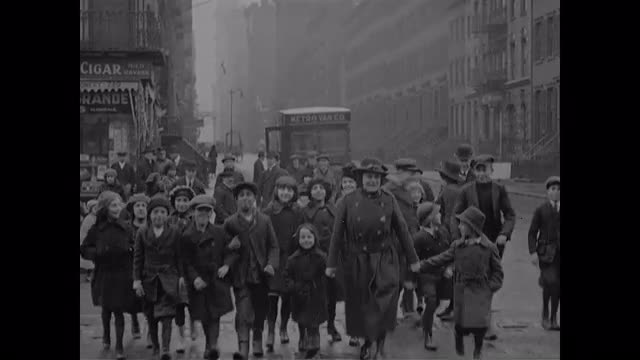 794527346 / Feminism / Women's Rights / USA / 