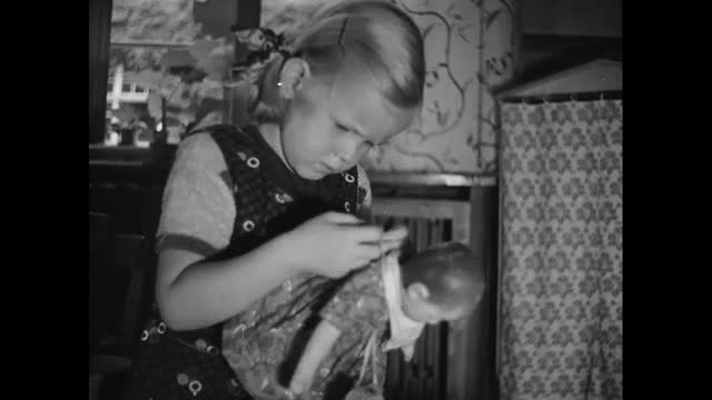 670856164 / Kindergarten / Germany / 1937