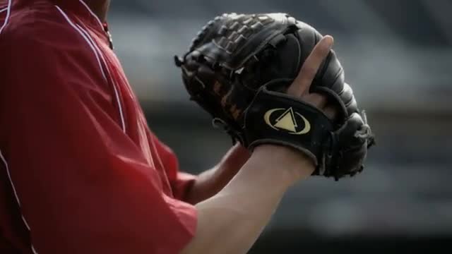 Pitchers Glove